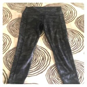 Cameo leggings